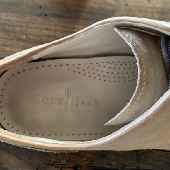 Cole Haan Suede shoes. Beige. Nike soles. Size 8.5 - Picture 4 of 7